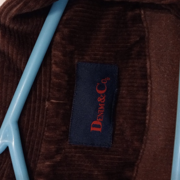 Jacket - Picture 2 of 4